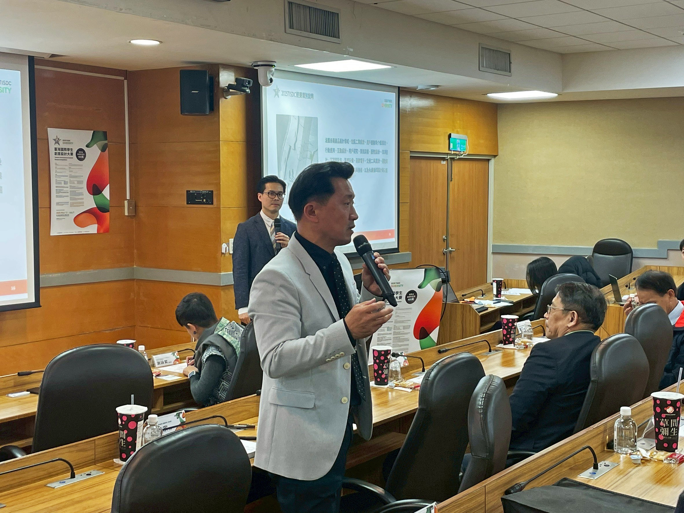 046e3100 ffc0 47d8 a32a c44c49d6cafb