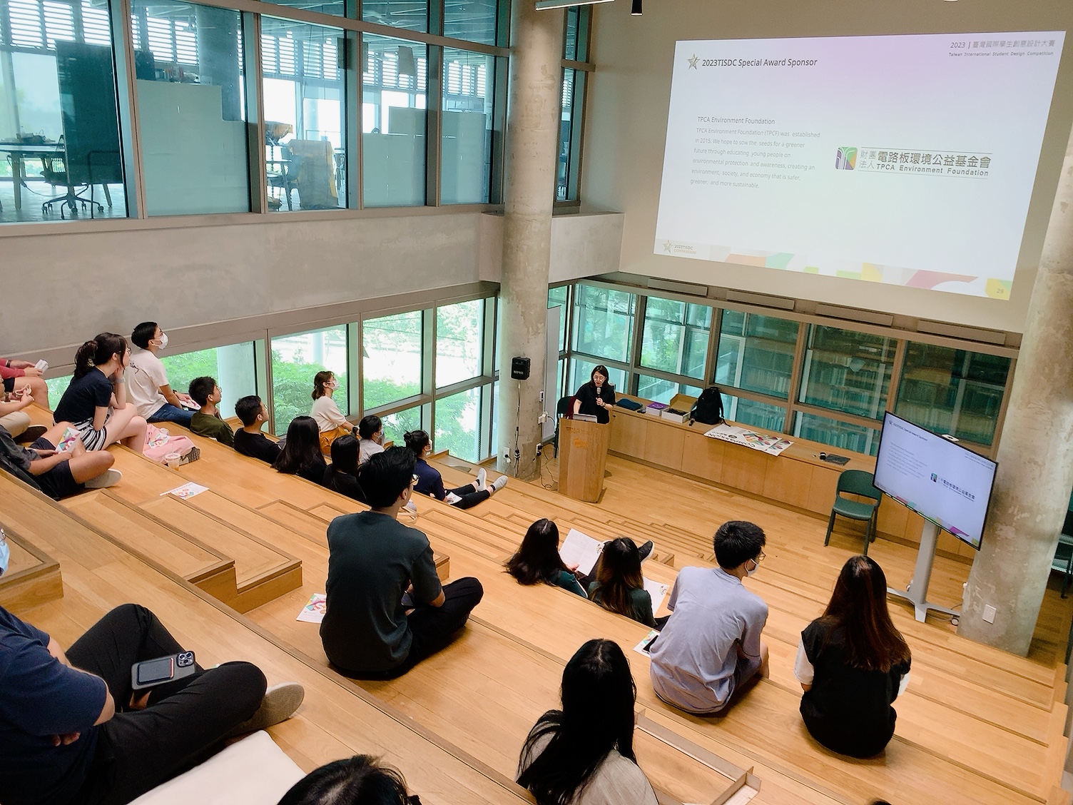 07dc3391 bff6 4e25 8210 607ff33c675d