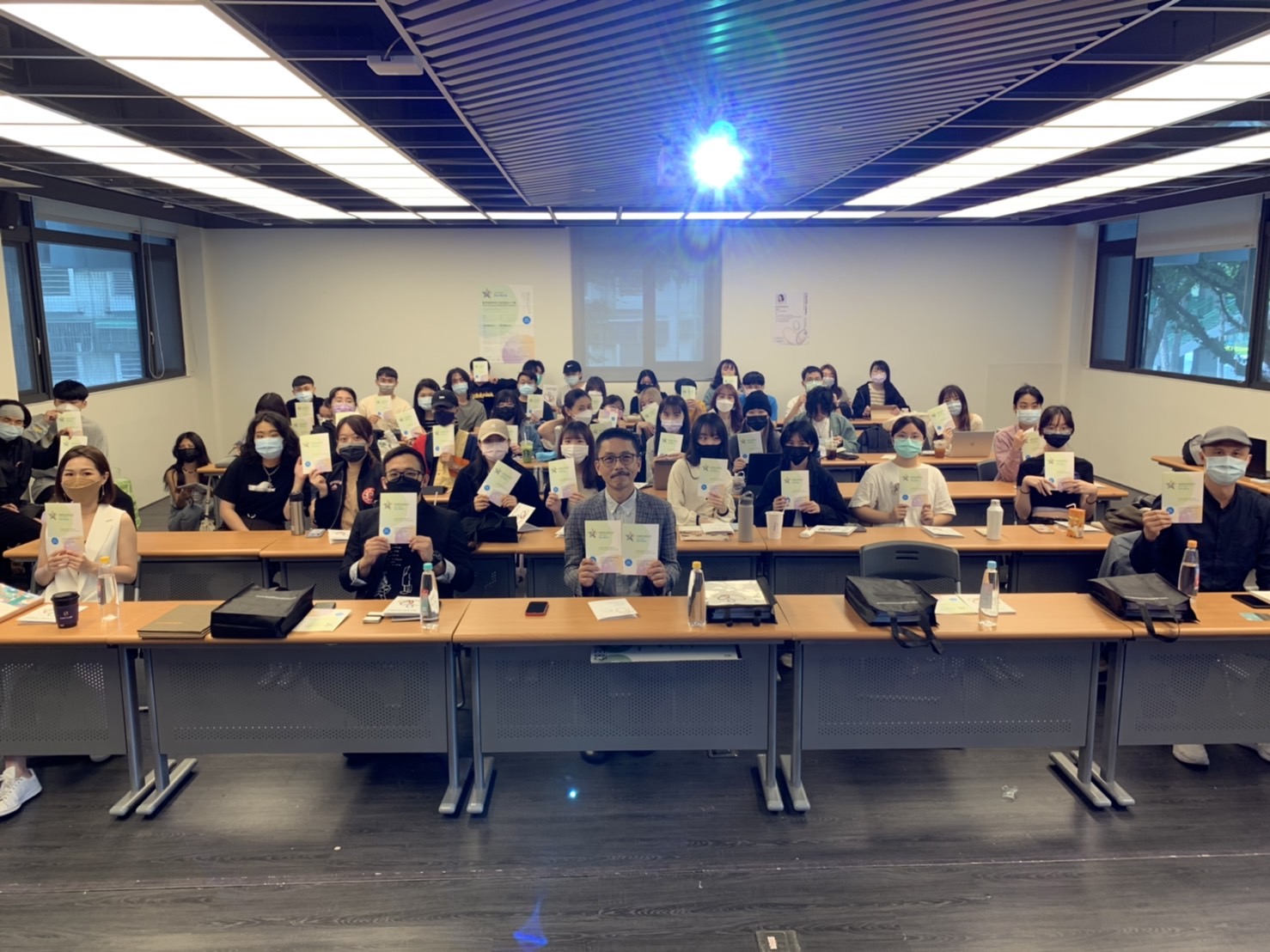 0cc92f67 32c7 46c2 87fc a699a9b9e941