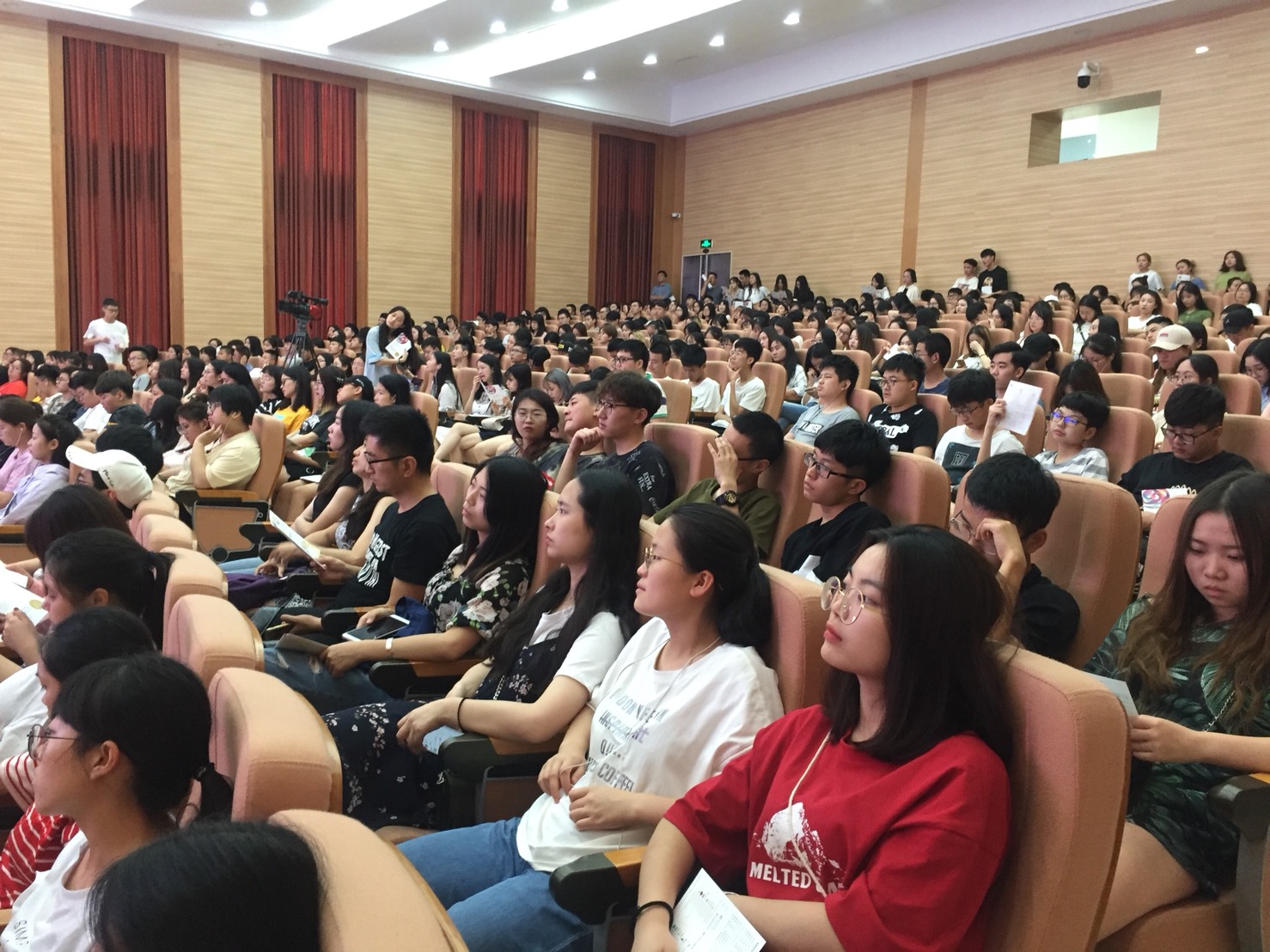 0e25c16b e570 491a 9031 4e189c7a71c4