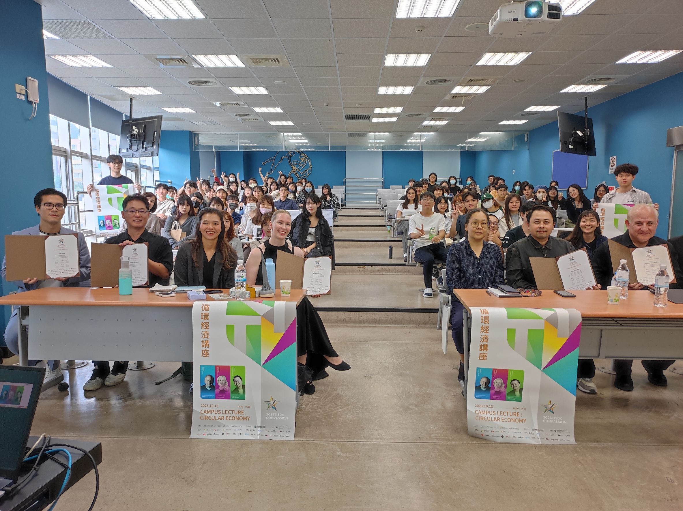 1dc9e983 b781 4fd8 ade7 514424843542