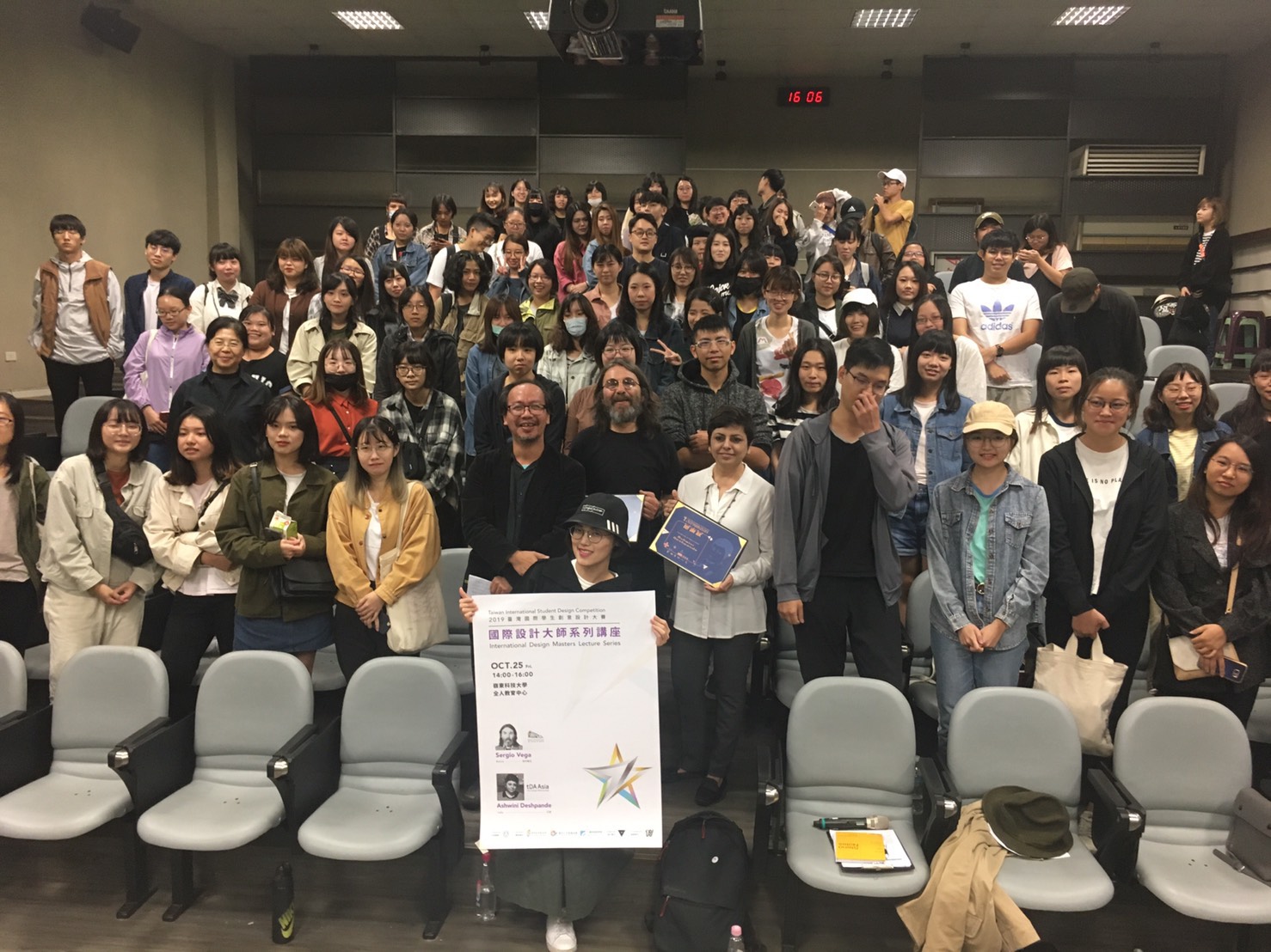 25a2d70b c37a 4f0d aa34 6ddeedb93639