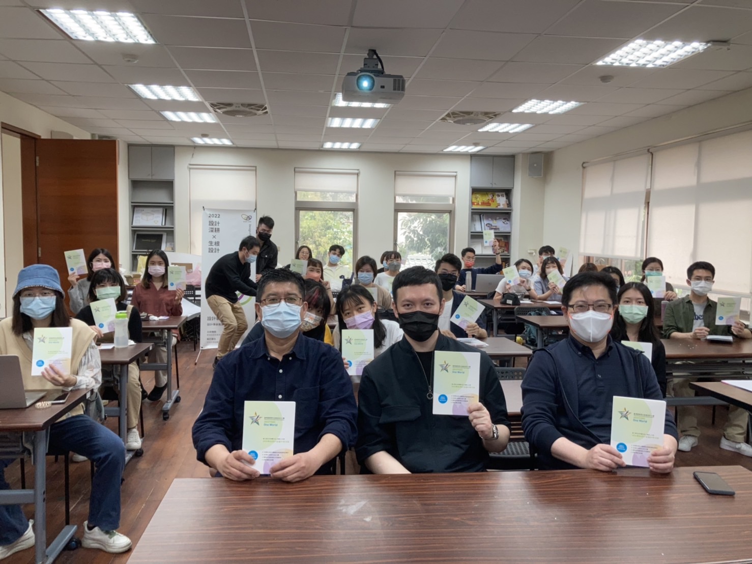 2a5ff393 74c6 41e3 ada8 fb6ce78302a4