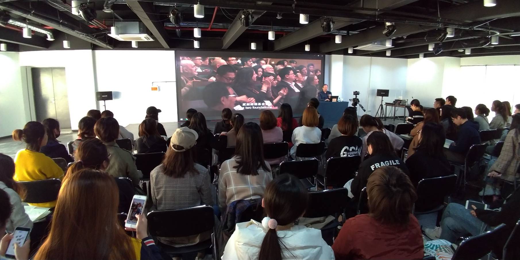 2cb7750c dd0e 4ba9 bd9d 801f2f0d39a6 1