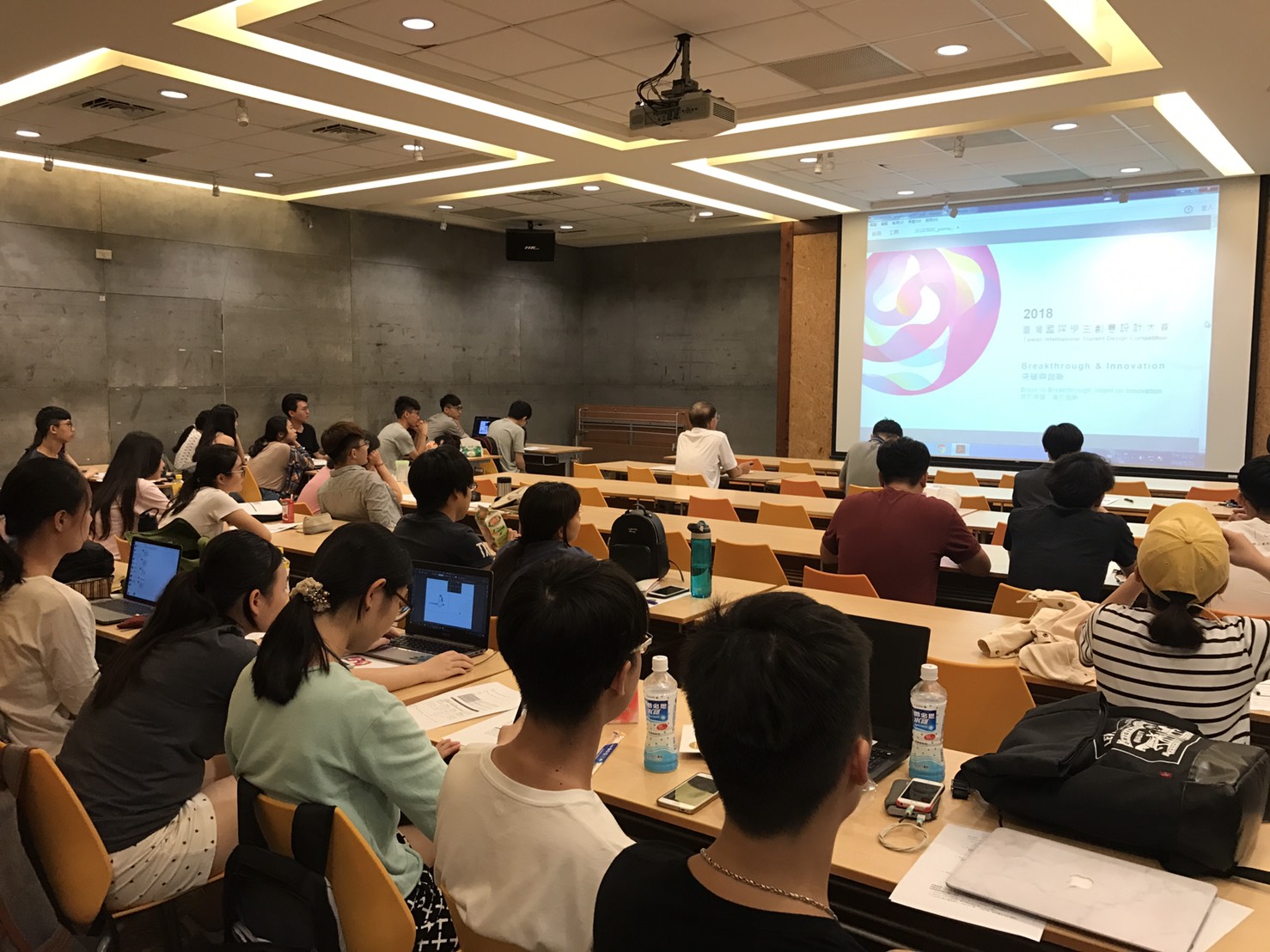 4994e753 801a 4c0e ab11 7930ca3431e9