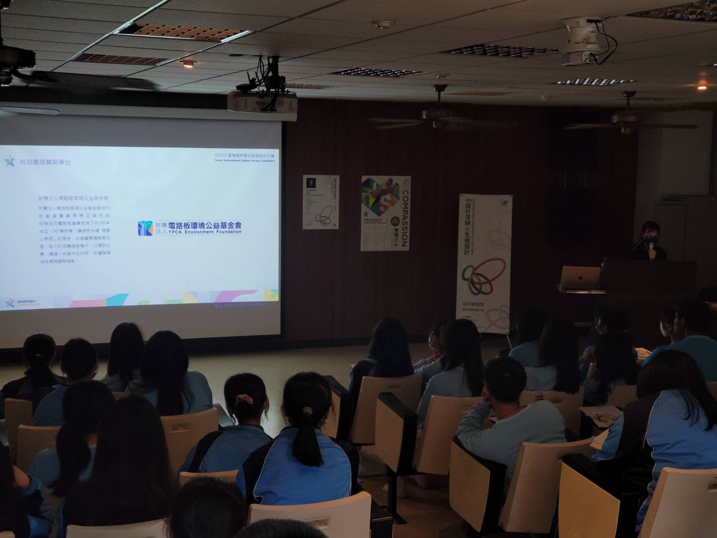 5de1c63a 9fc6 41a5 a317 c34dc8023eba