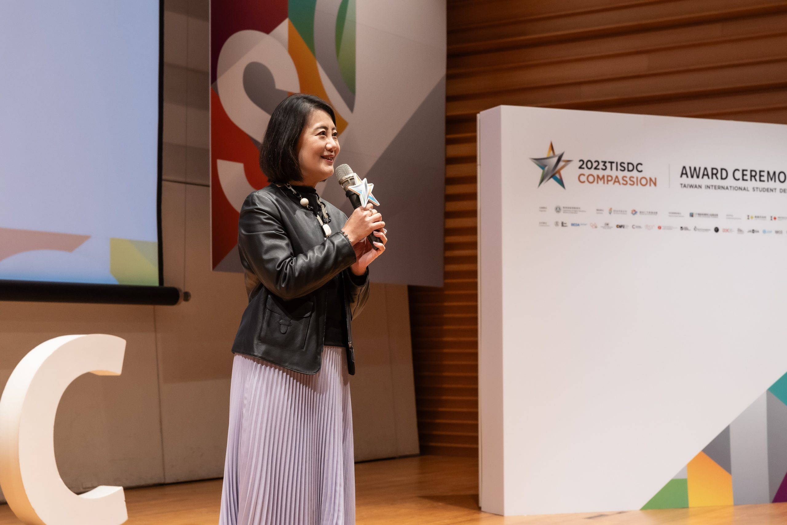 63d2db99 8e77 4cdf a665 4f55096d168c scaled