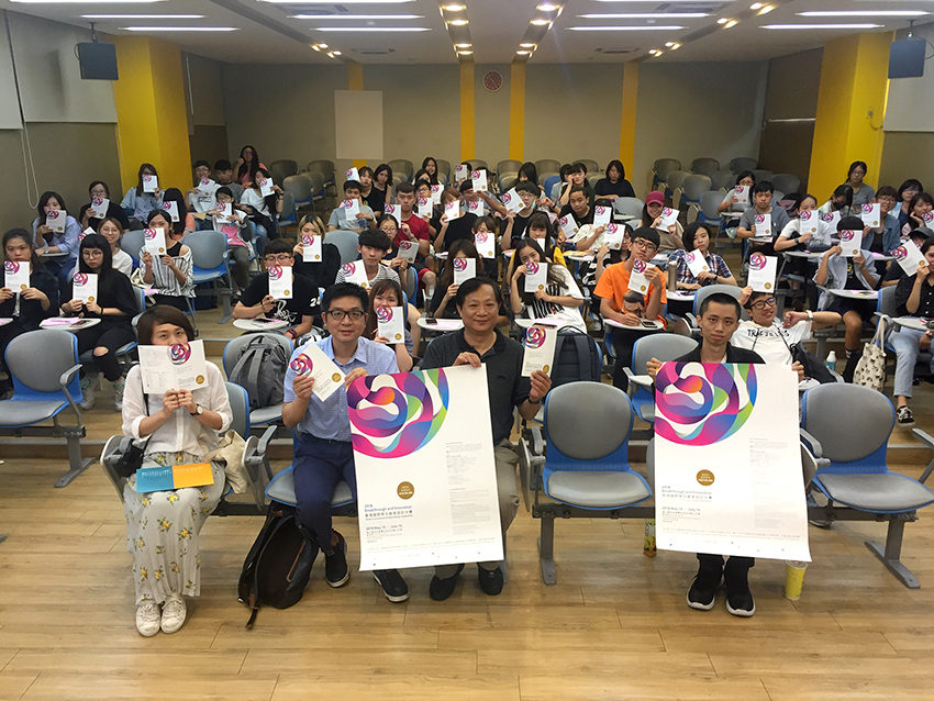 6557d58f e3e3 4668 9390 f639a52856a6