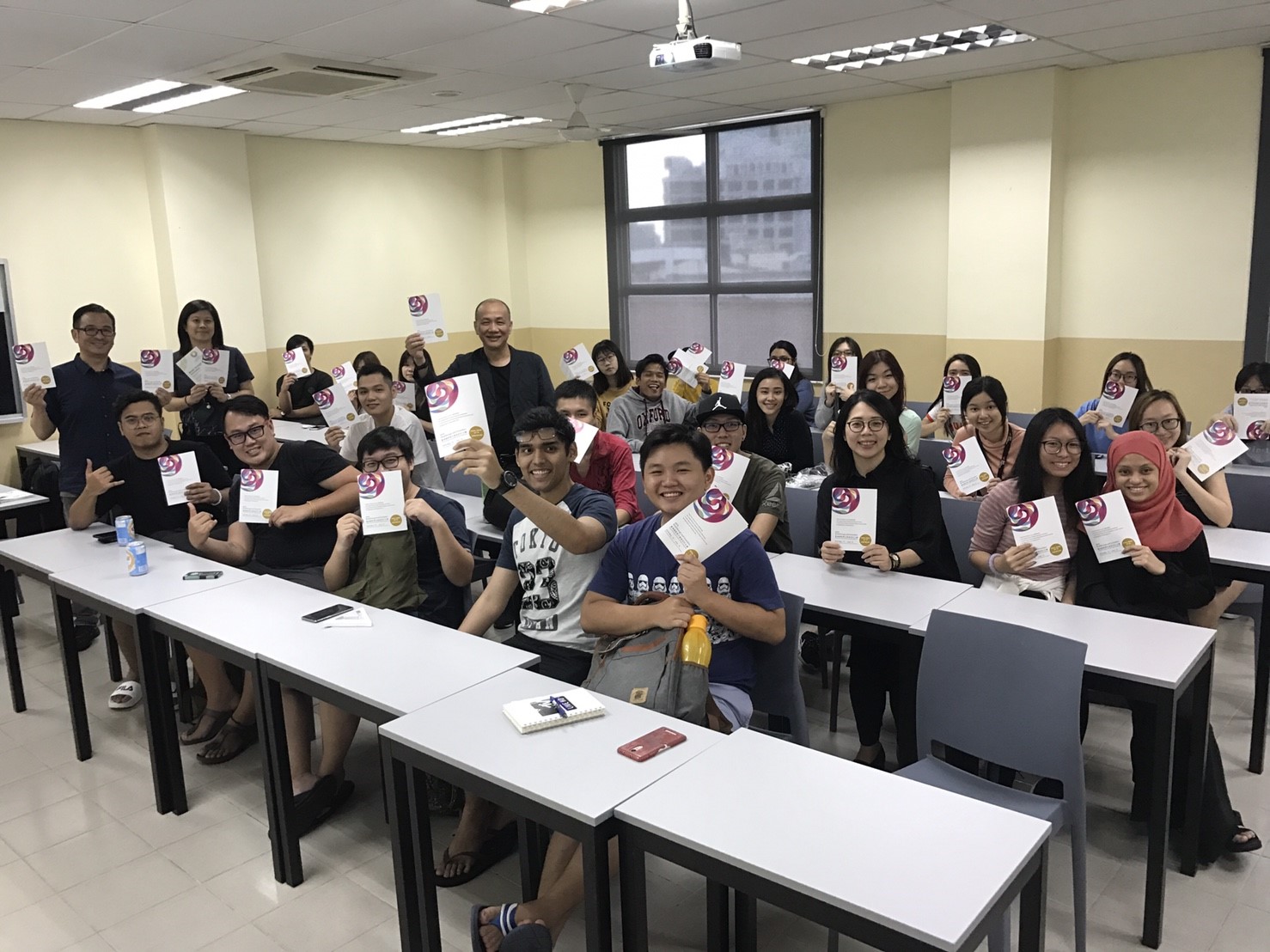 6cce2902 11ae 4446 b045 a7274d05456f