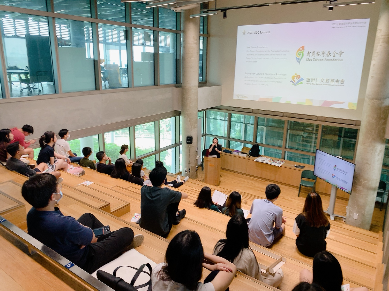 6fa9eb31 f426 4e13 abca ed3aa68235d0