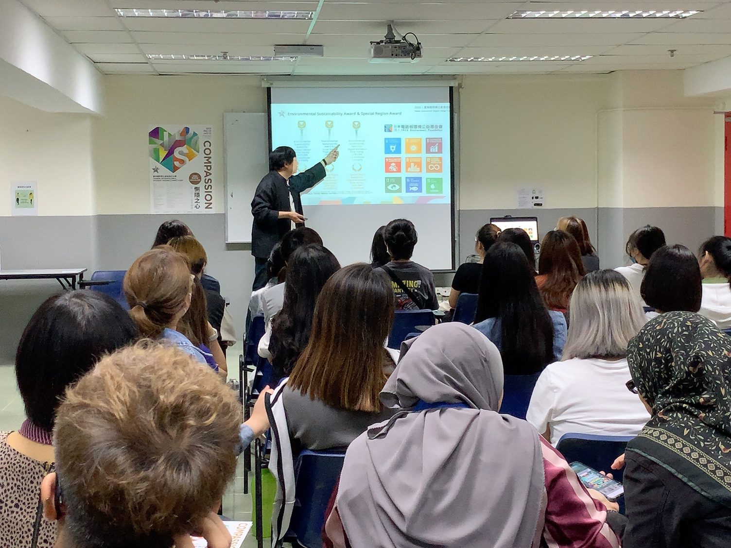 701c1dd0 fa3d 43f9 8f81 eaa280952fe8