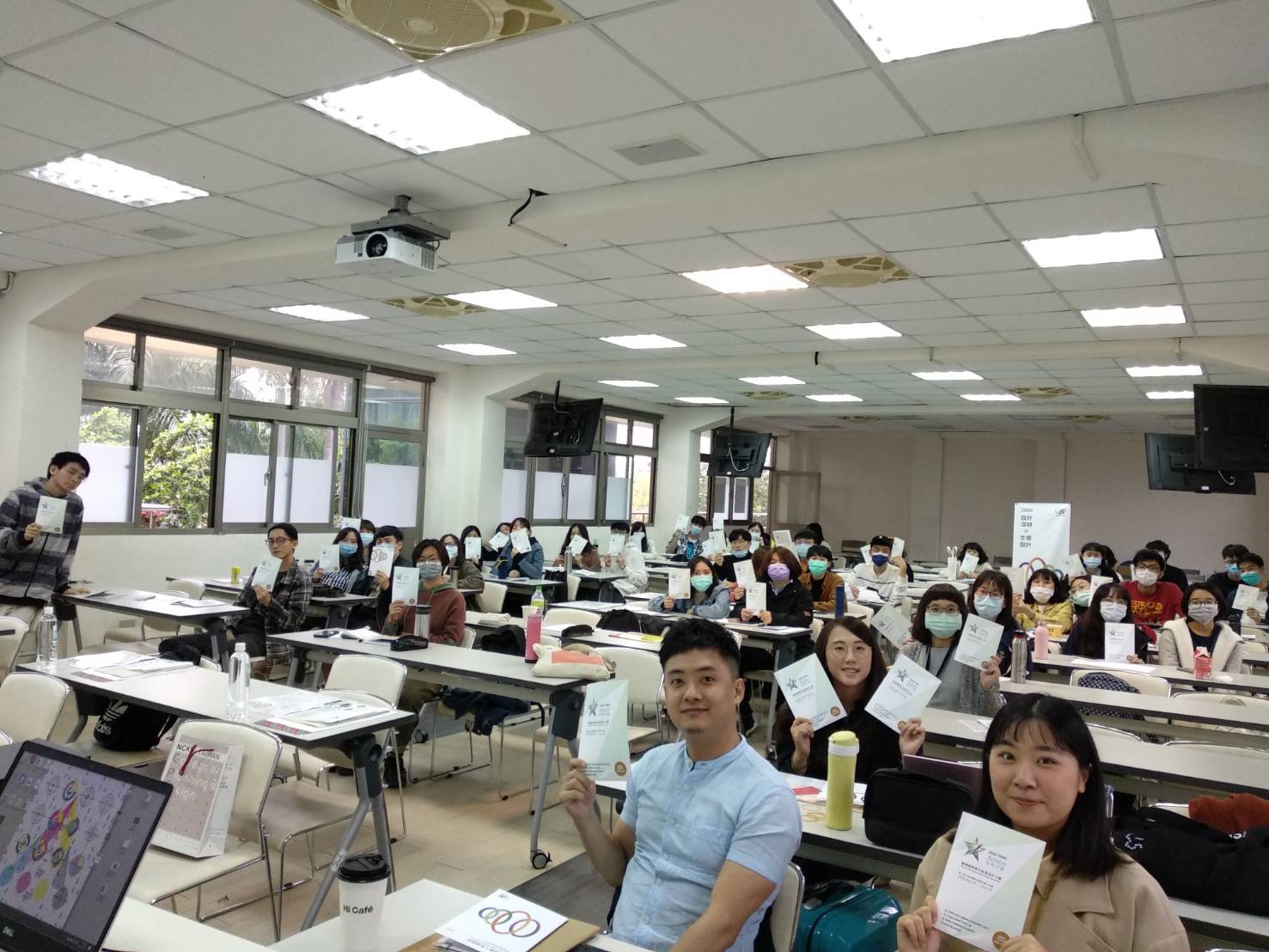 78cf4eda fdff 48fc ae7c 74000bf5a8eb