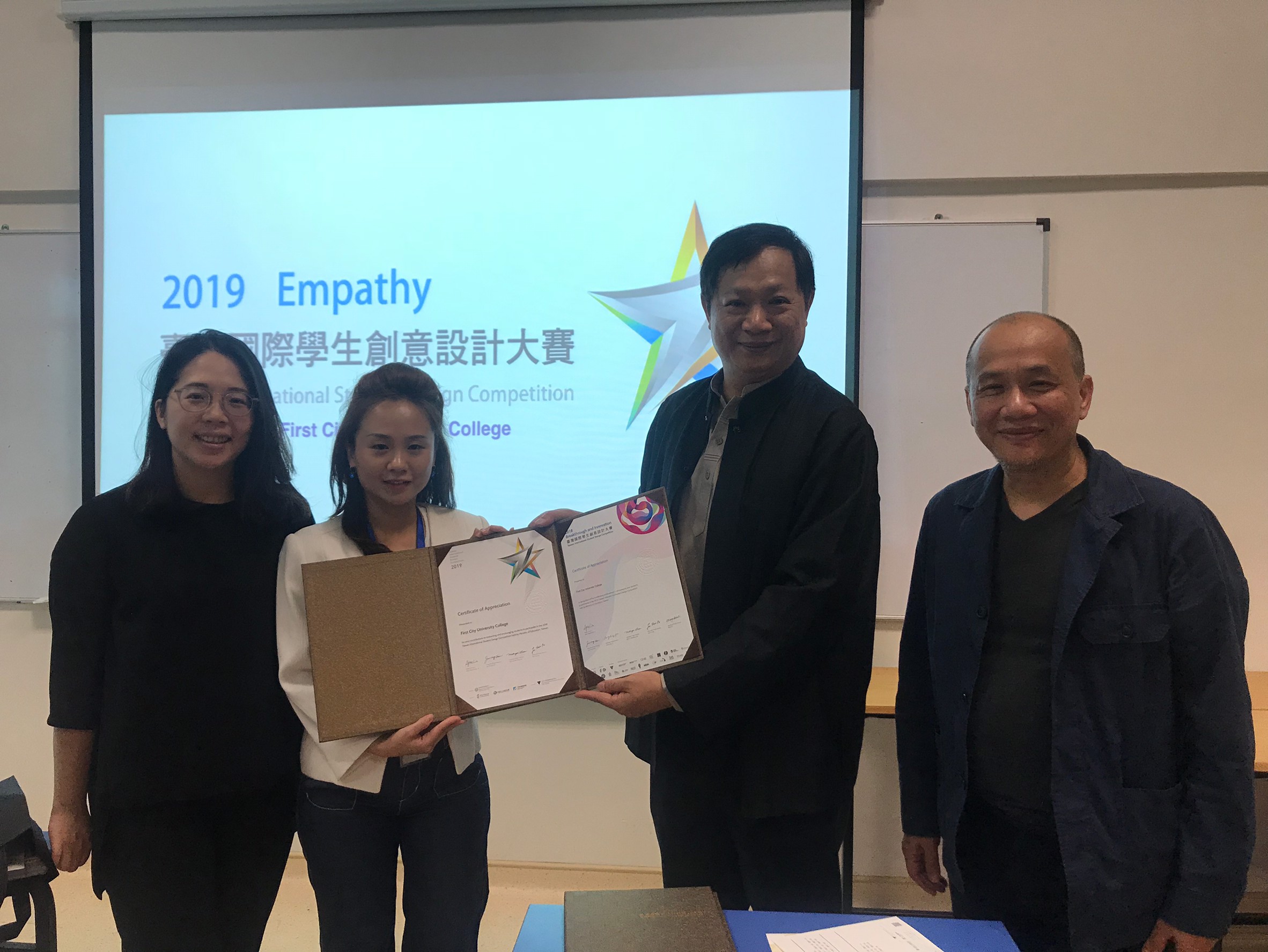 886e7c1d 5a76 4255 9236 c7bdfffc2709 1