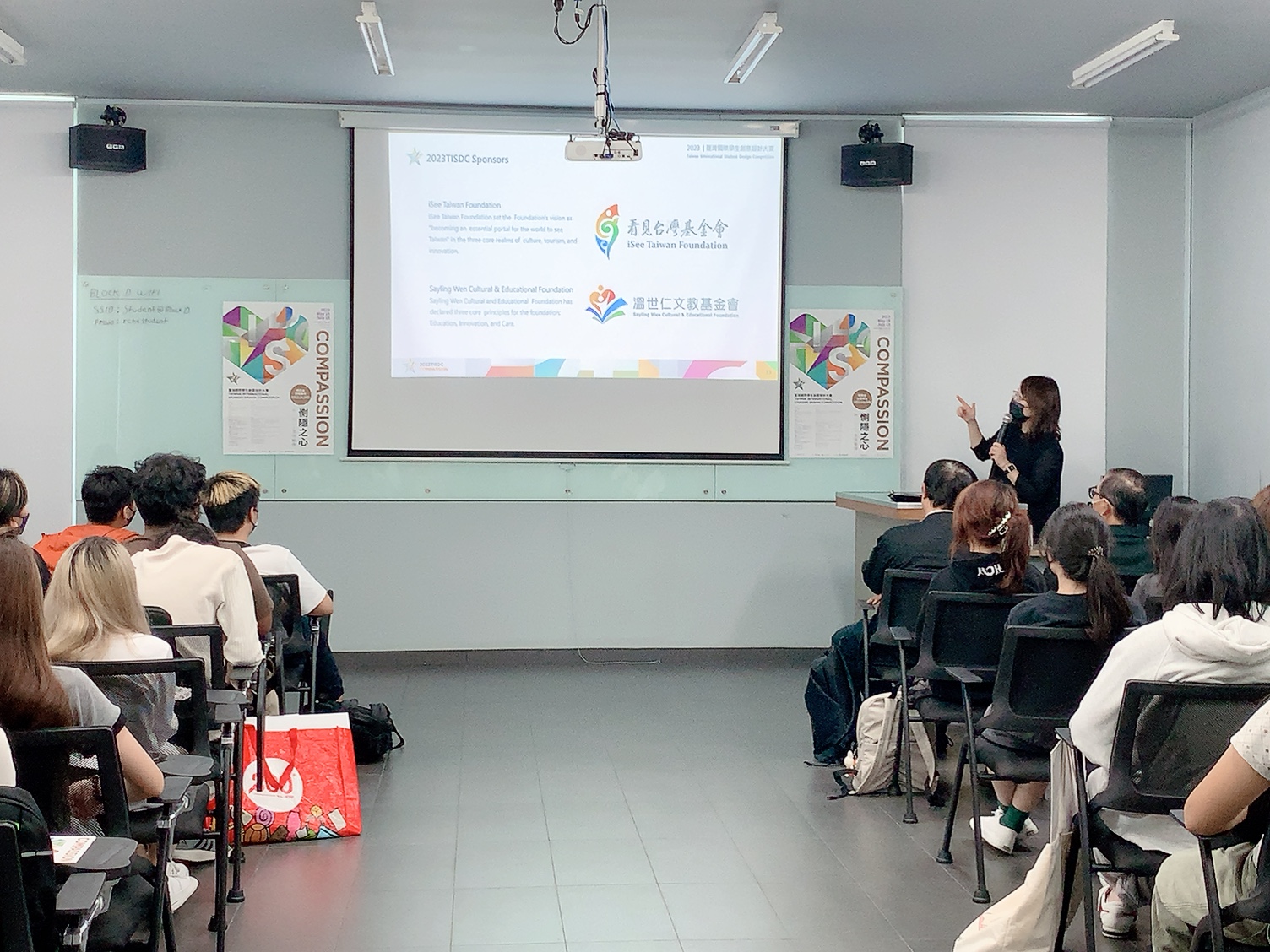 8bc335e1 4a1c 4117 ba7b 25d1f42c9fab