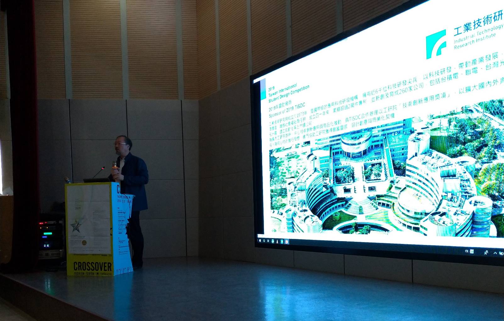 8cebec35 f472 4a54 9f50 d177156413da