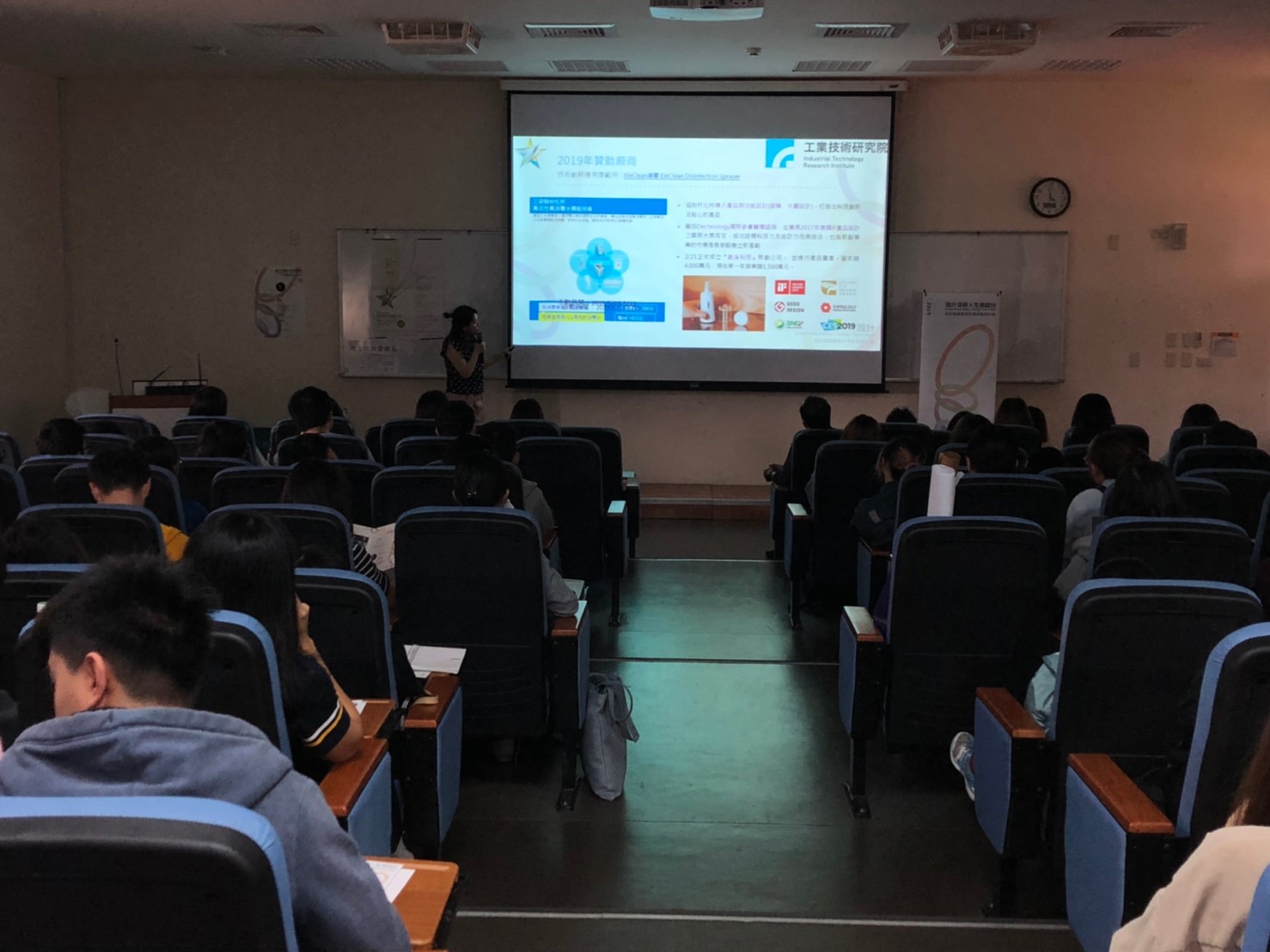 91b3ee4b 48f1 4ef2 99d2 82429a14b3c1