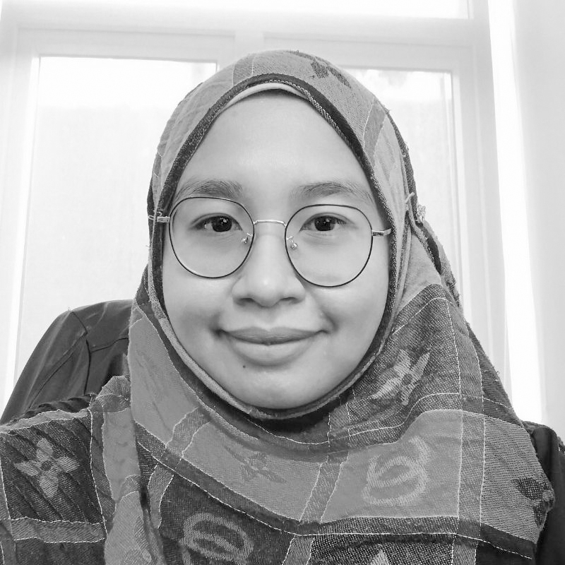 Husna Adlyna binti Sidek 照片