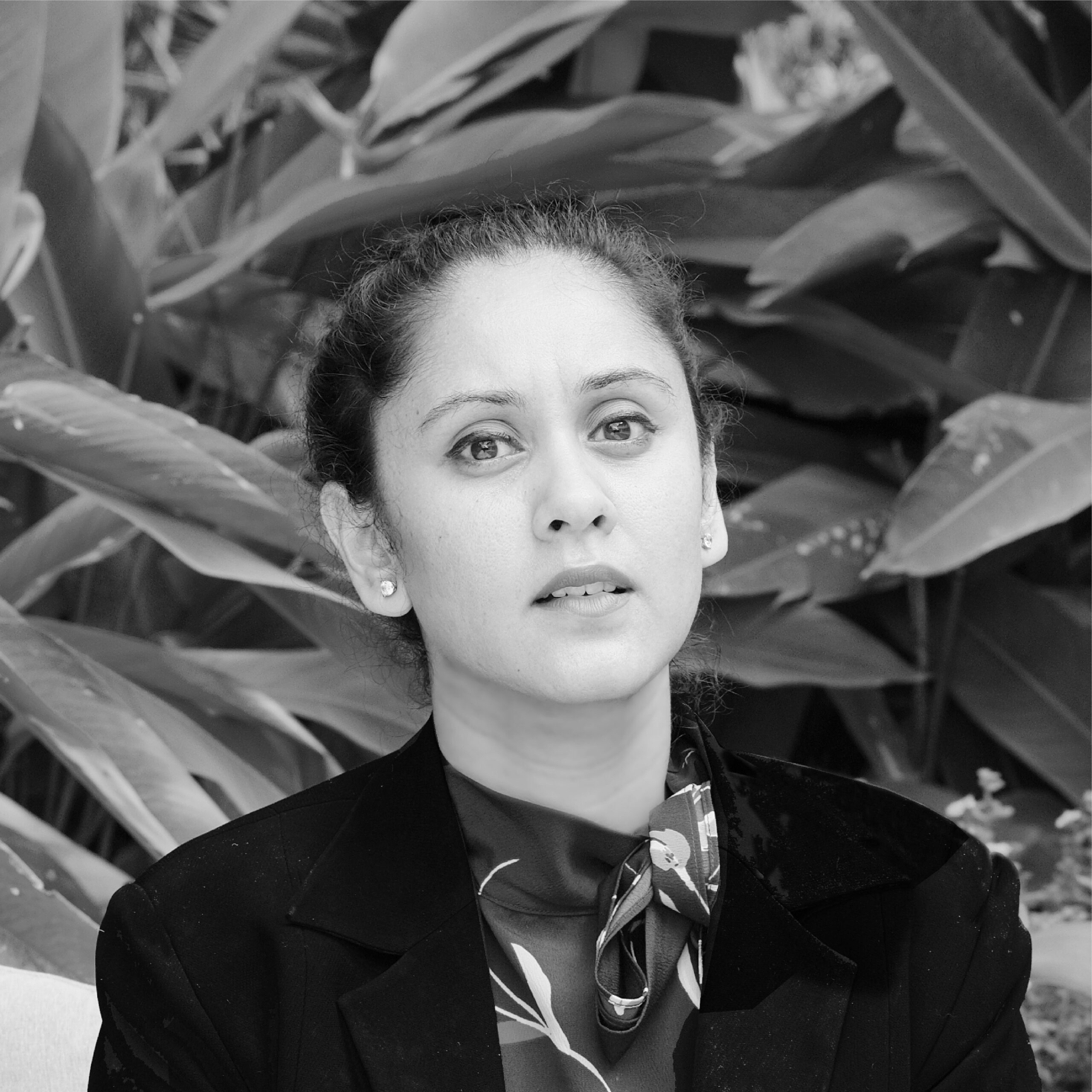 Rituparna SimlaiPhoto