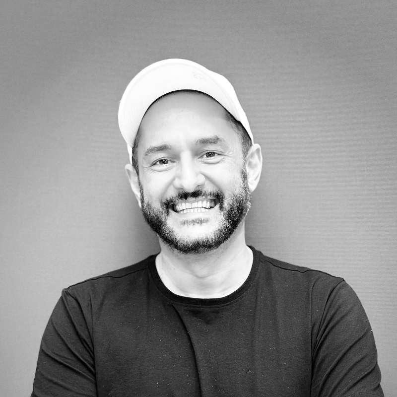 Tarek Atrissi 照片