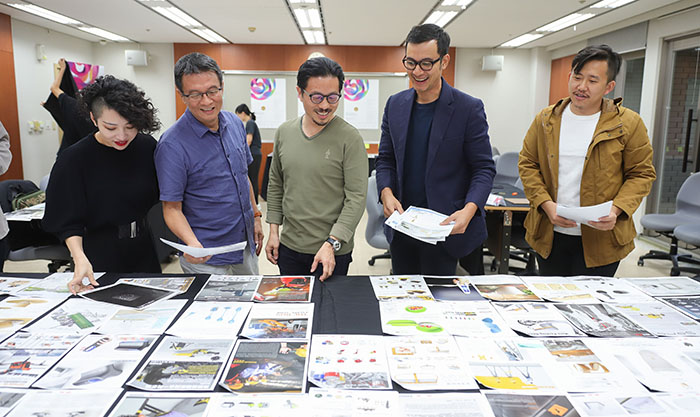 aebc0126 4b5c 4652 8a11 aaa9a57100b0