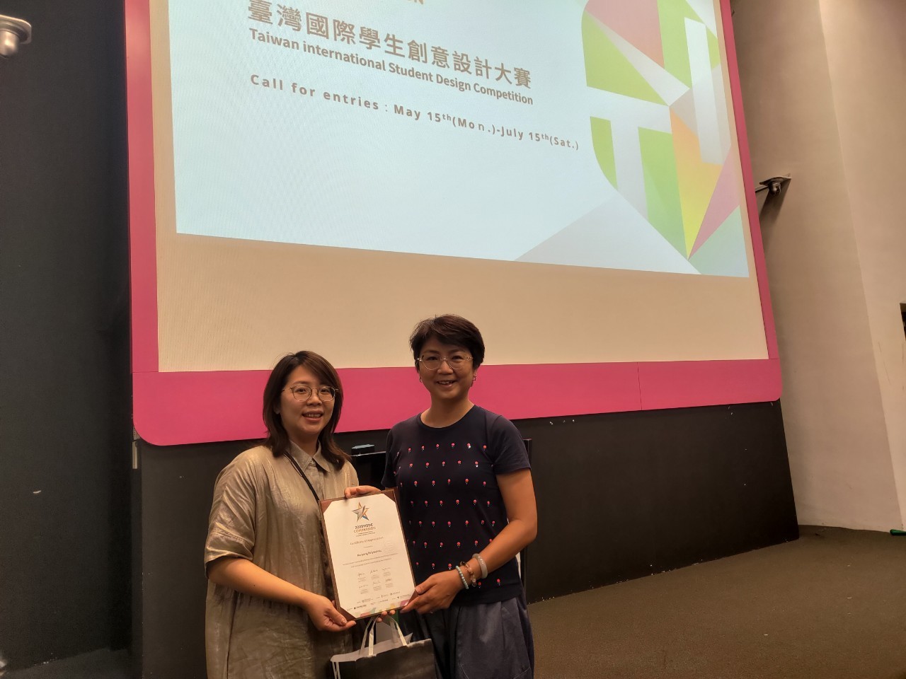 b2948c13 ebec 4faf b6aa d6674484c1fe