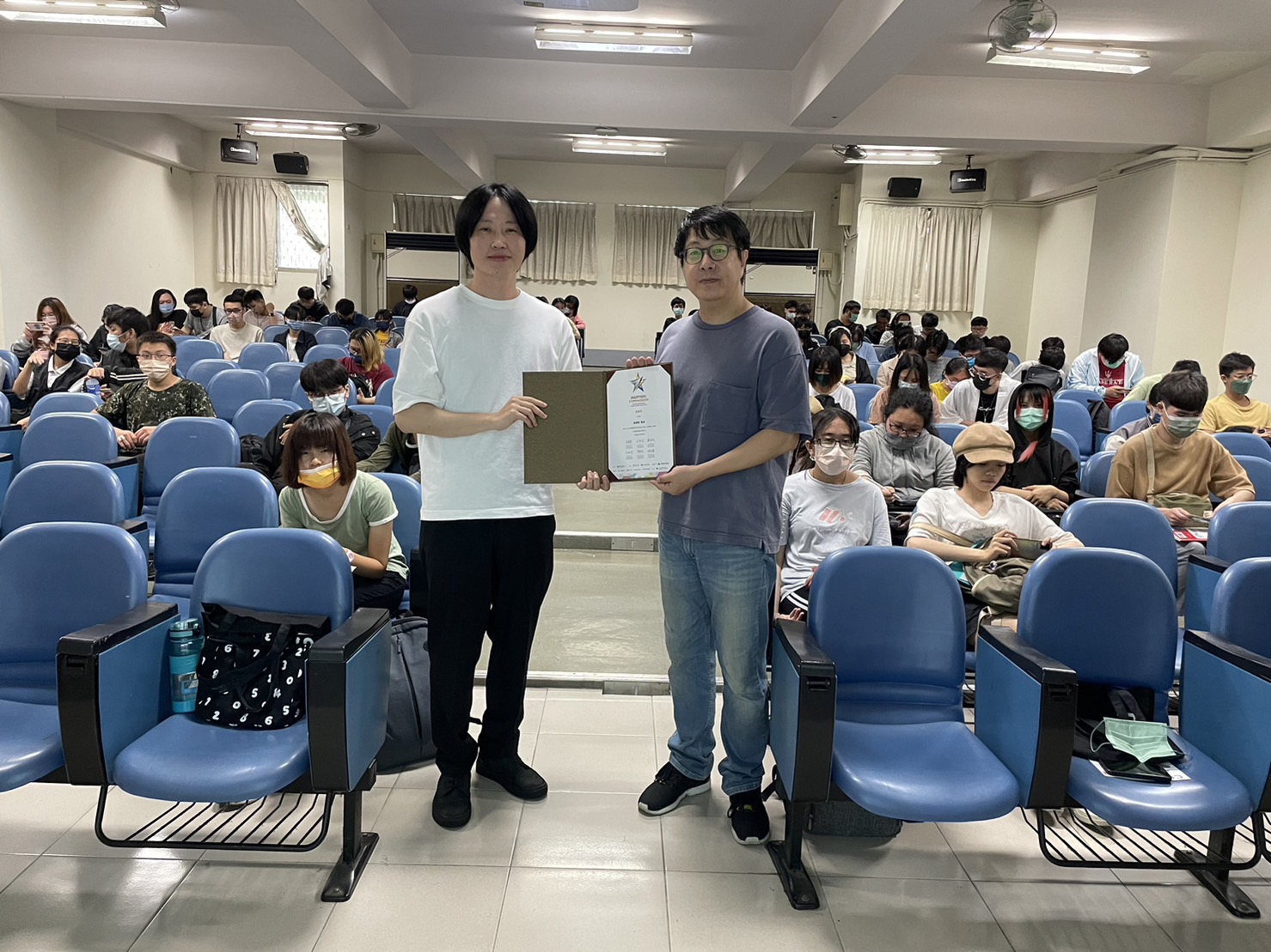 bdc644e5 dd78 4144 8c94 c6aef1671608