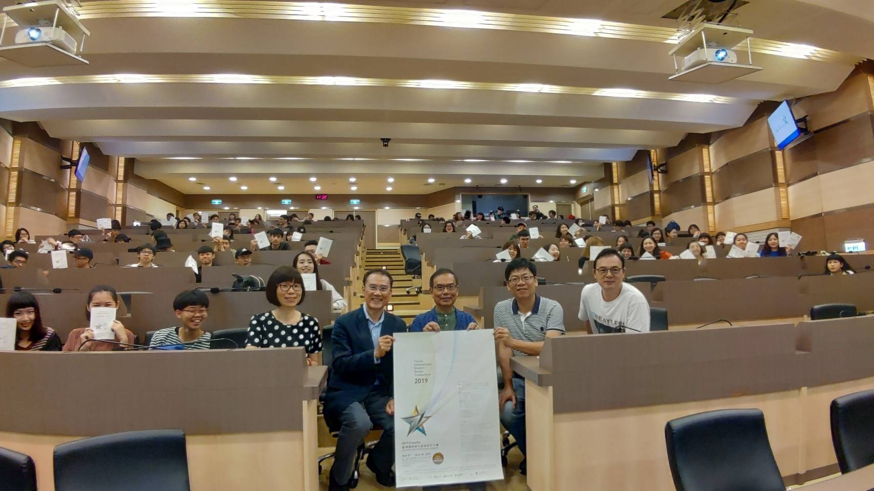 ca277e03 29f4 41a6 8127 b2c050260a38 1