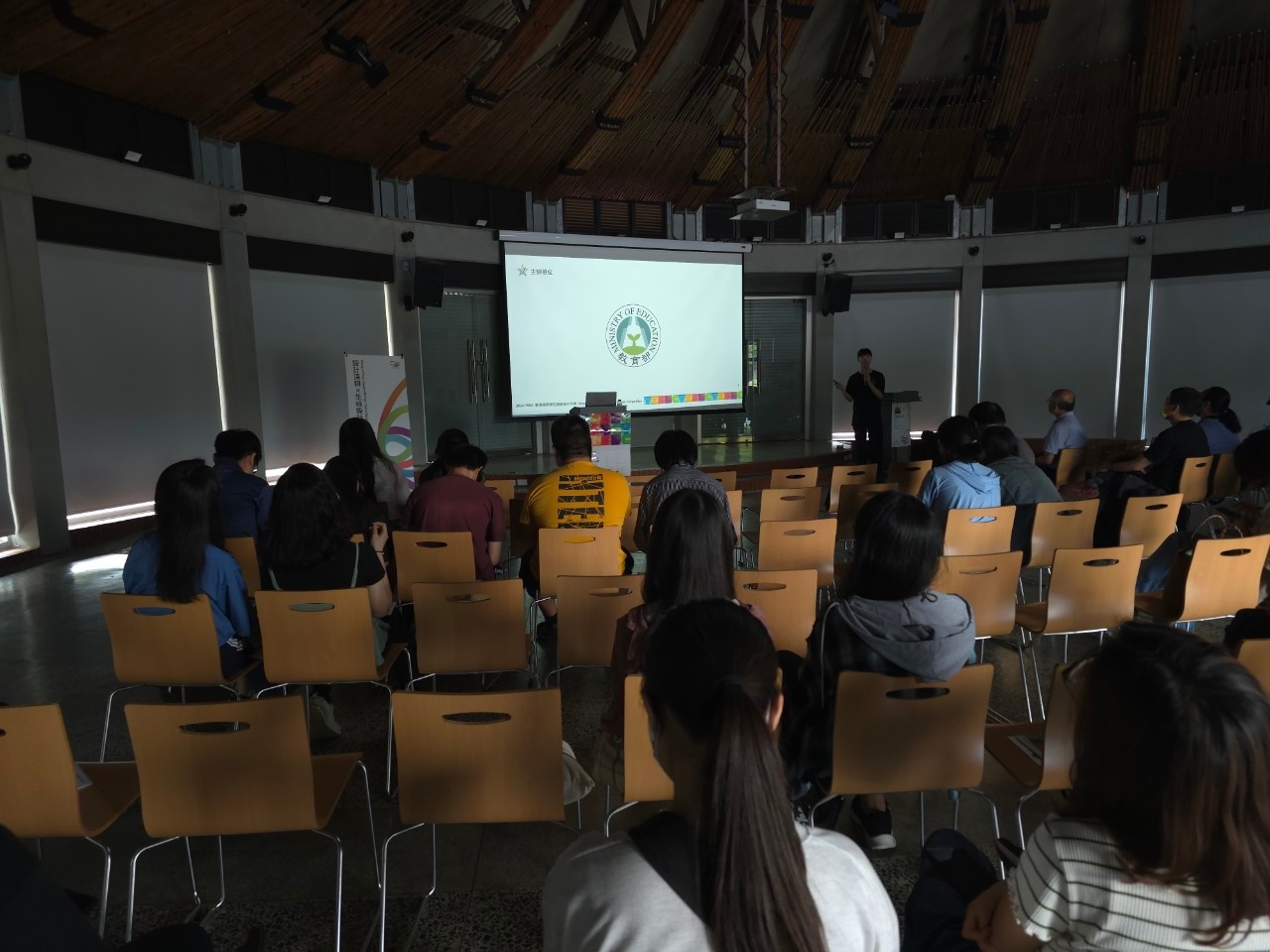 d31d7d55 1f5e 4df4 805b 9a143b9c0bd5