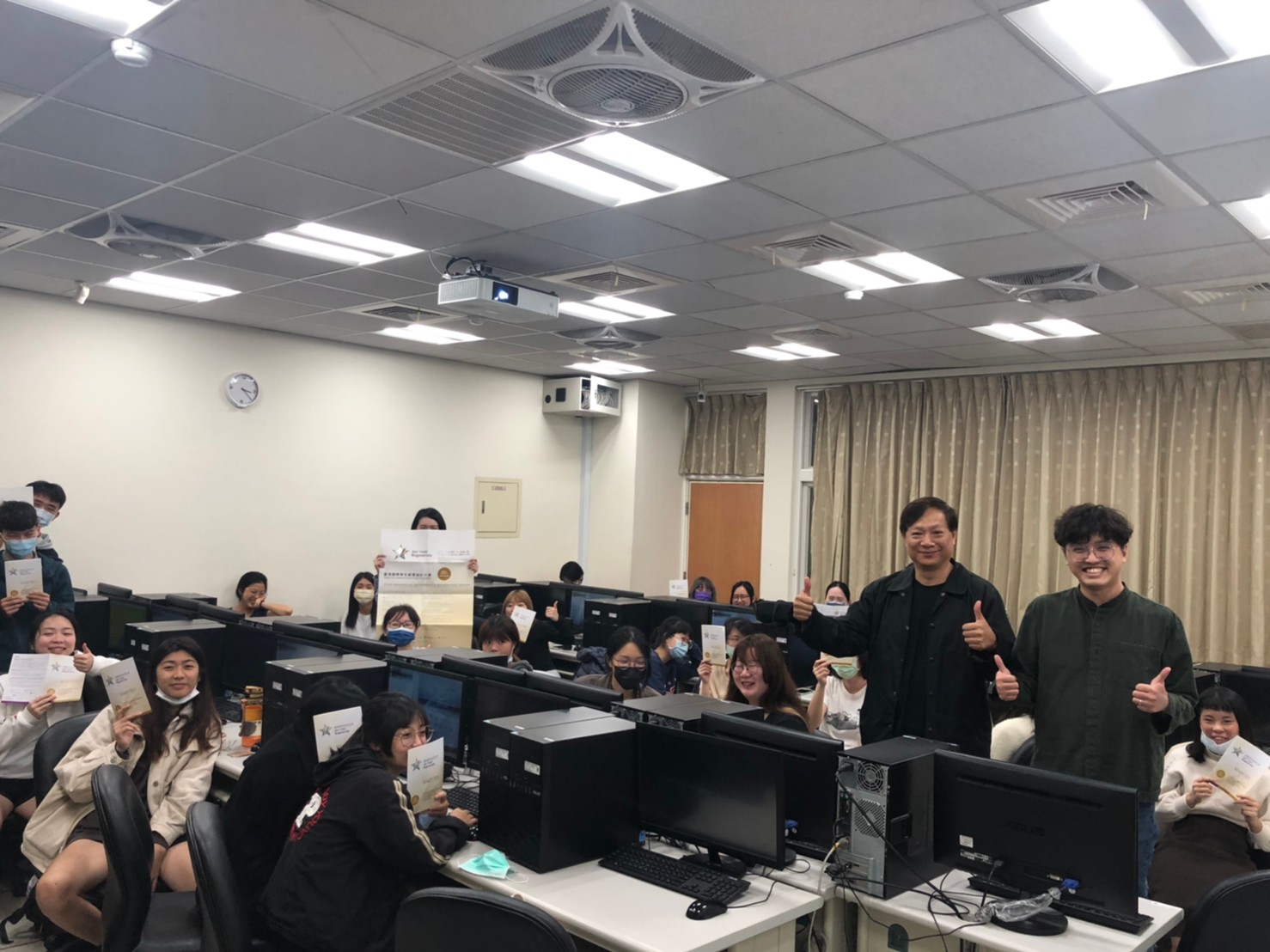 d7656b50 369e 4292 8048 b8b8ff2fa766