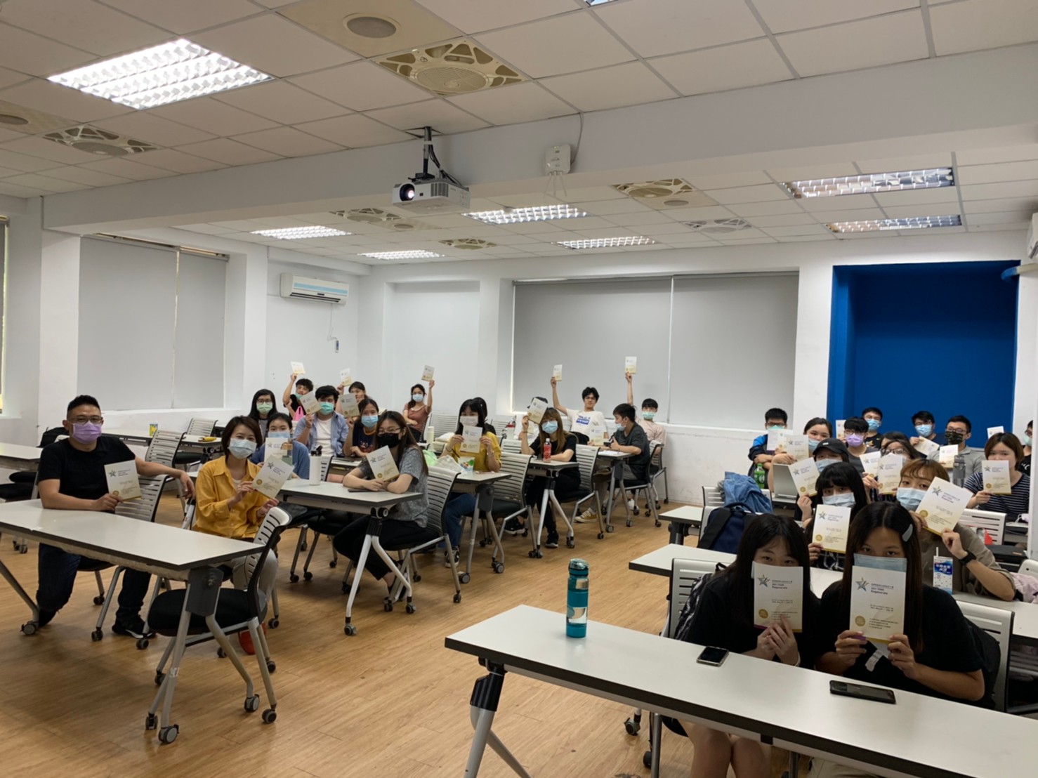 d8dcd9bf 1157 484b 8d5b a14b78c21447