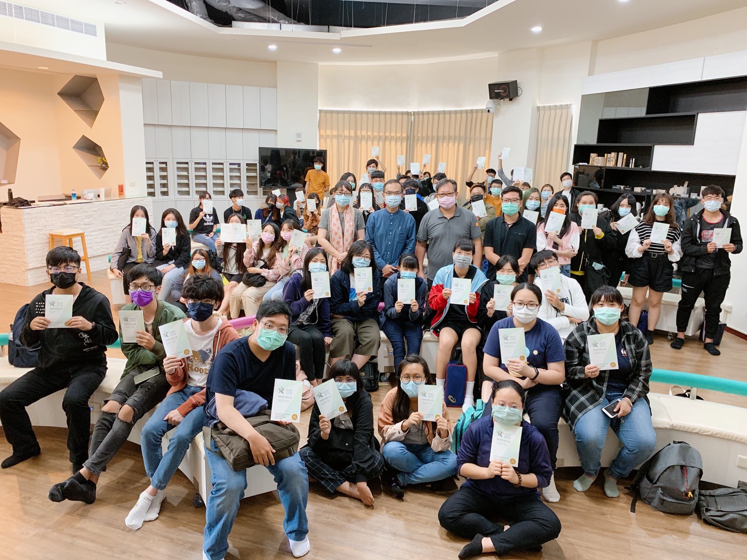 dc16fc6e 017a 4378 a952 1607536d96f4