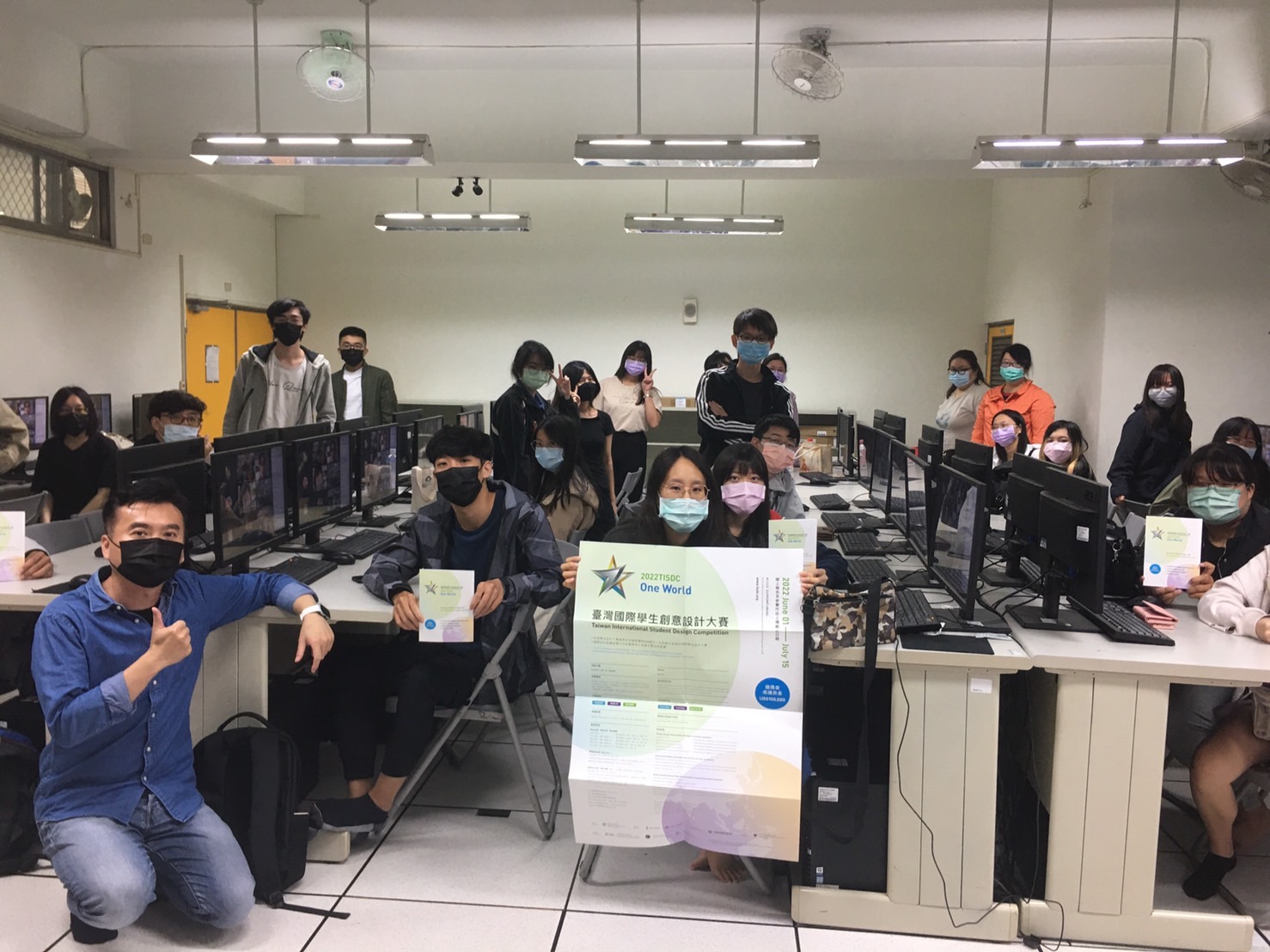 eacef513 b0b3 407b 97db f6a53f29ff36