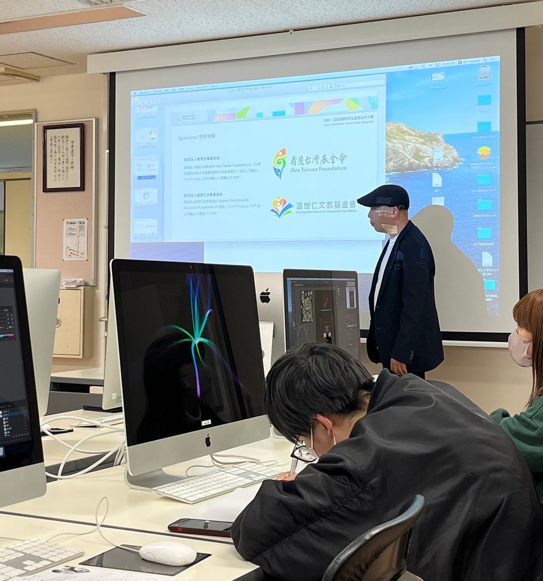 f3f0af30 7696 4948 910c 6463b5096cbf