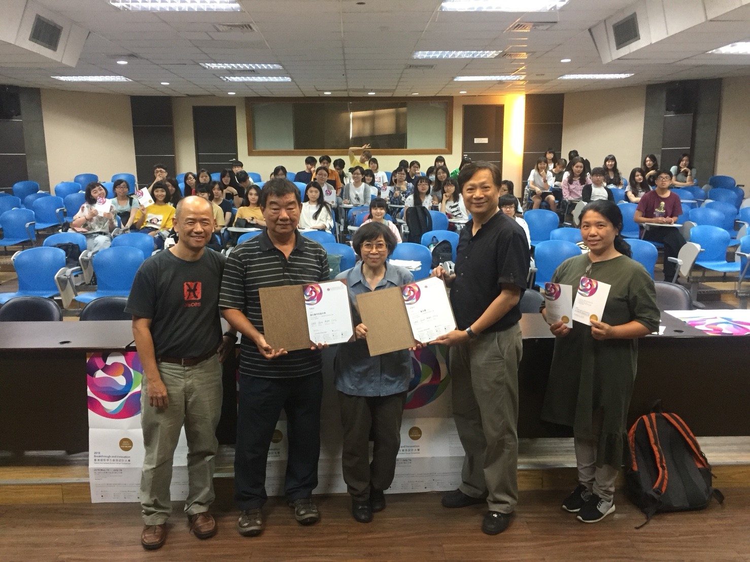 f561e332 c8f8 4906 8c42 c19662f04e8f