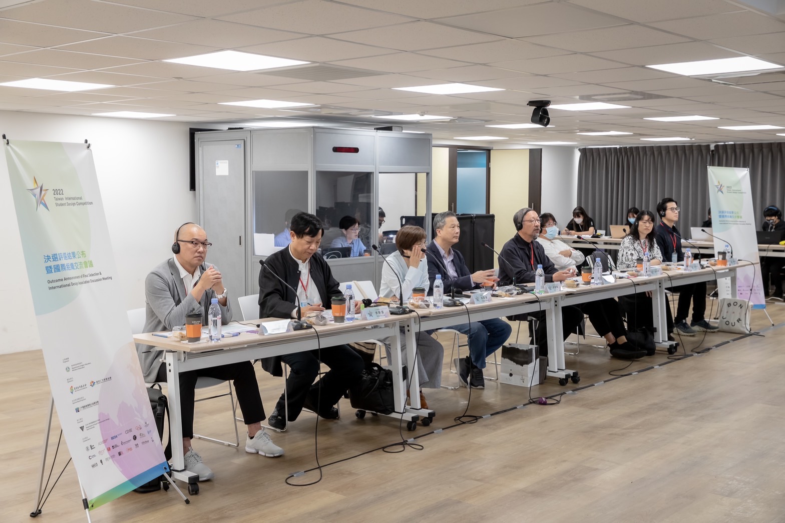 f58d81e5 b78b 47b9 978c cf9195fc843c