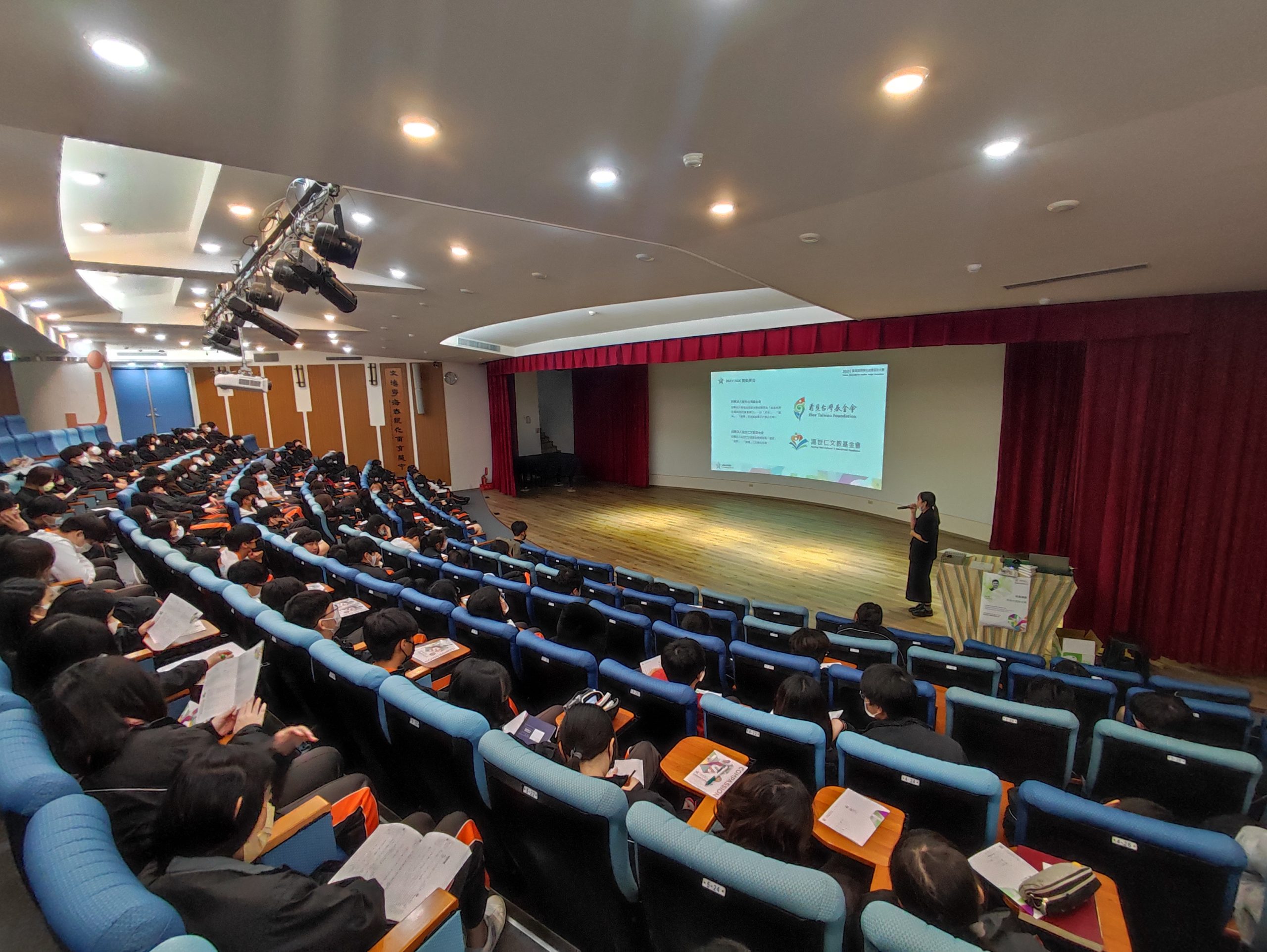 f8e8dbf2 9592 4985 a092 808de66faefa scaled