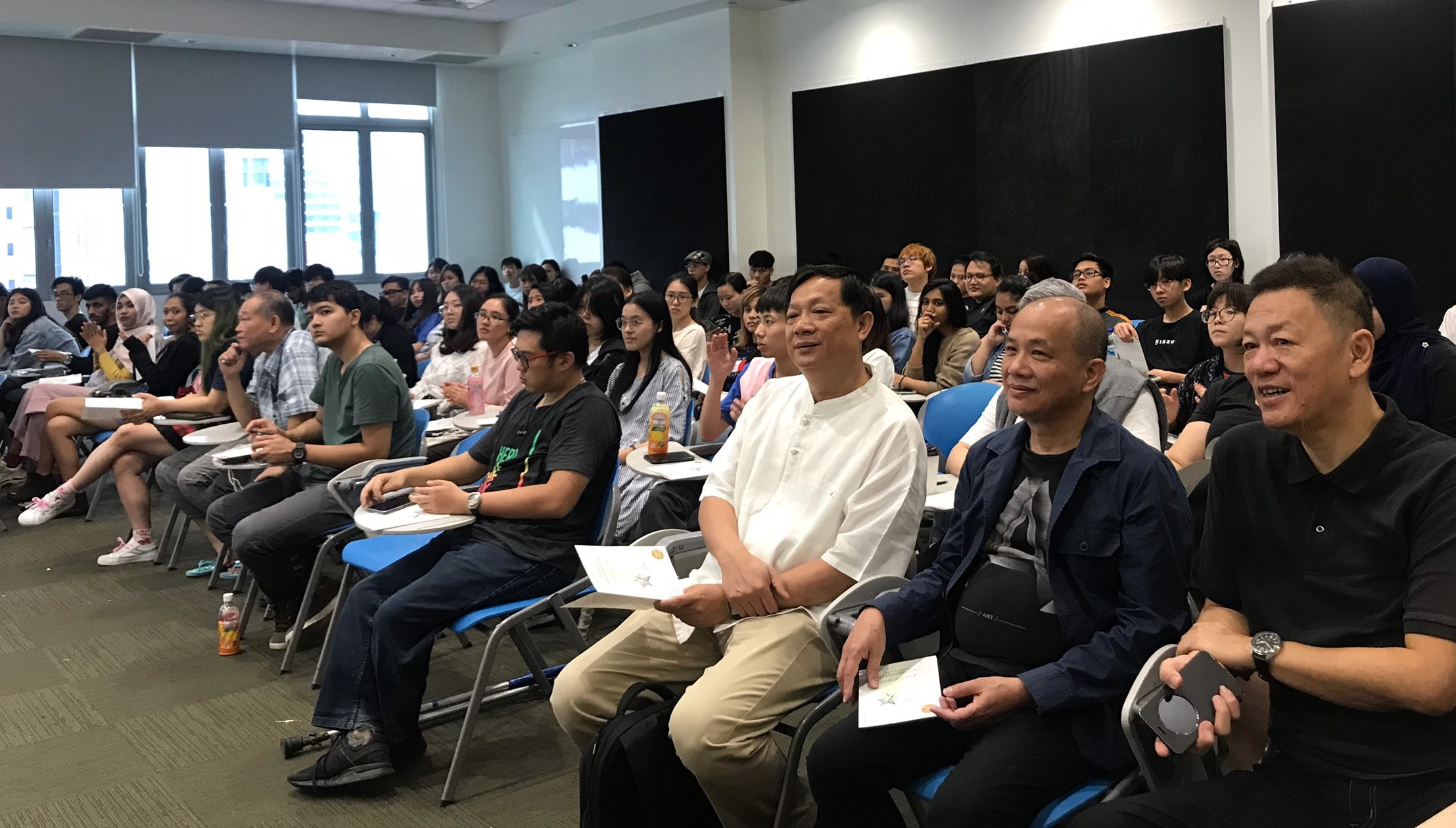 fdc411a3 e640 41db 8c53 322436dda6c1